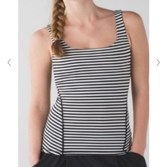 Lululemon Amala Tank Narrow Bold Stripe Black Angel Wing - Size 4 - Picture 1 of 10